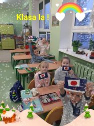 Idą święta, nie o sms-ie, lecz o kartce pamiętaj