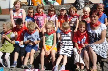 Półkolonia Letnia  2015  w Szkole Podstawowej nr 1 w Nowogardzie WAKACJE Z DINOZAURAMI