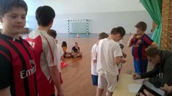 Mistrzostwa Szkoły w „Usportowione Dwa Ognie”